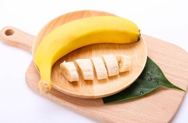 一条香蕉运动多久能瘦几斤(一条香蕉运动多久能瘦几斤肉)