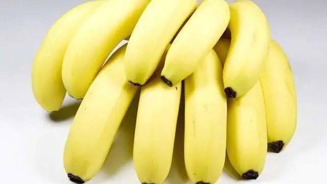 一个中等大的香蕉有多少克(一个中等大的香蕉有多少克碳水)