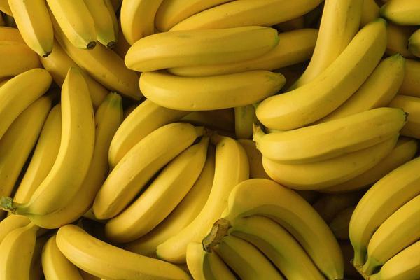 一个人一年可以吃多少香蕉(一个人一年可以吃多少香蕉和苹果)