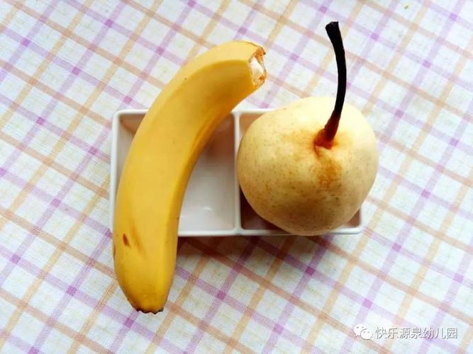 导读：梨子和香蕉是两种不同口感的水果，可以一起蒸熟