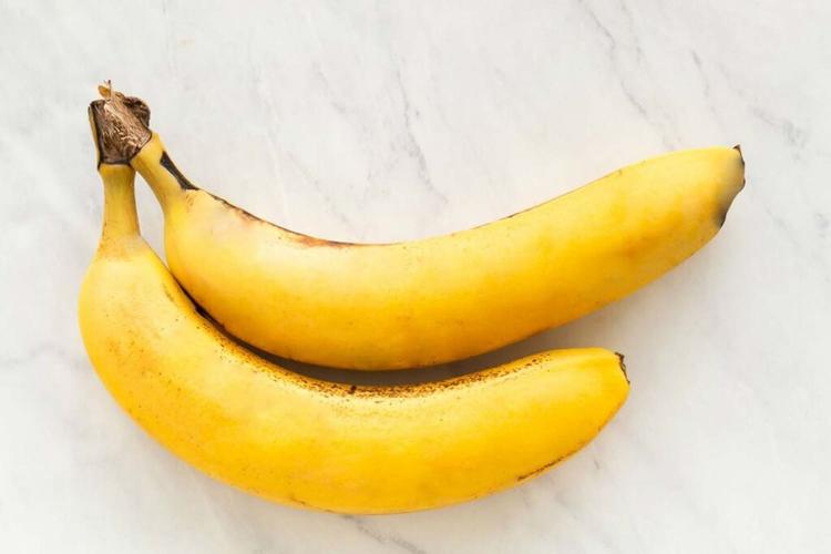 3根香蕉多少克(3根香蕉多少克碳水)
